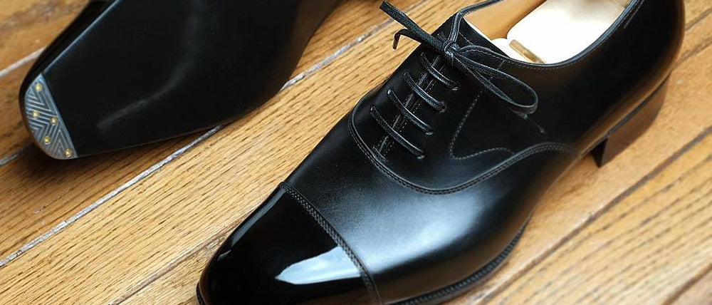 The 5 pairs of shoes you need and how to take care of them Saphir Medaille d Or