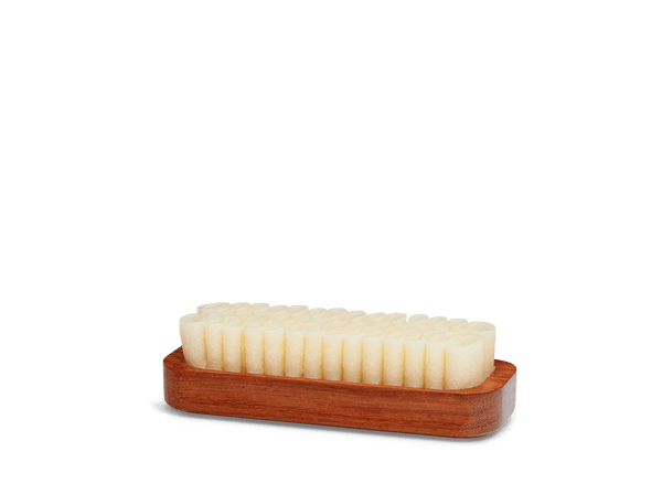 Suede Crepe Brush - Saphir Médaille d'Or
